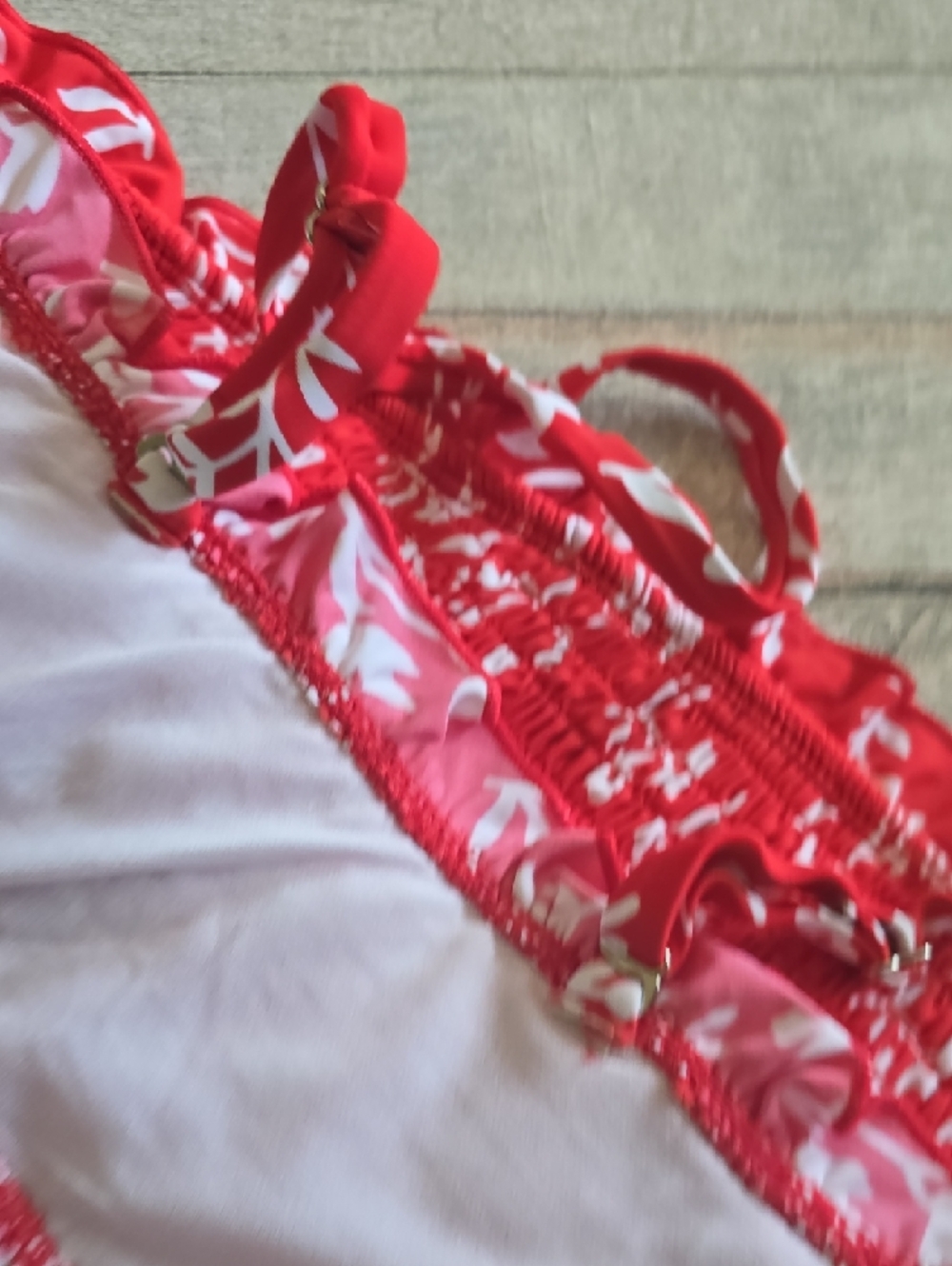 Red Floral Smocked Ruffle Bikini Set Size Medium - Picture 5 of 6